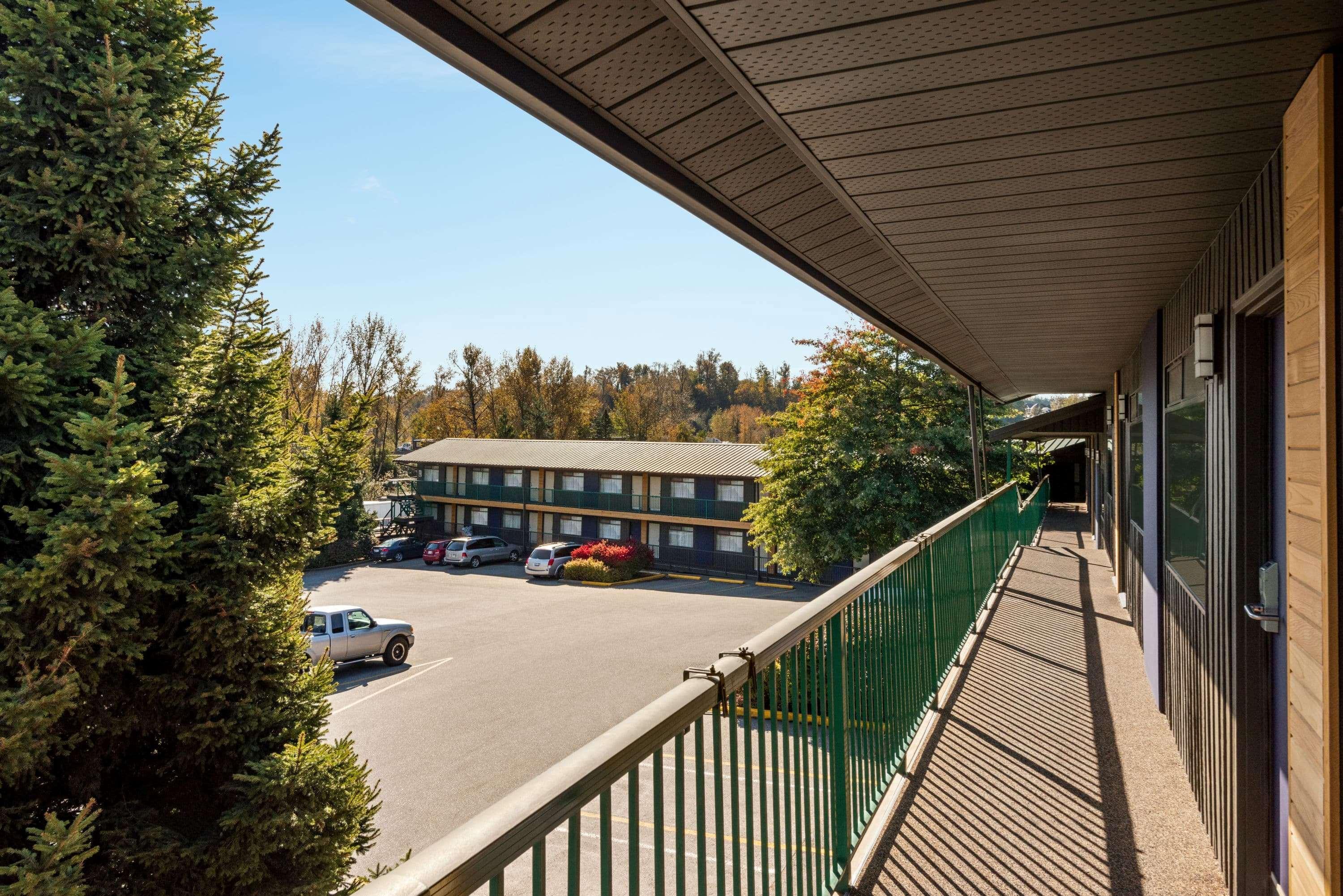 Travelodge By Wyndham Abbotsford Bakerview מראה חיצוני תמונה