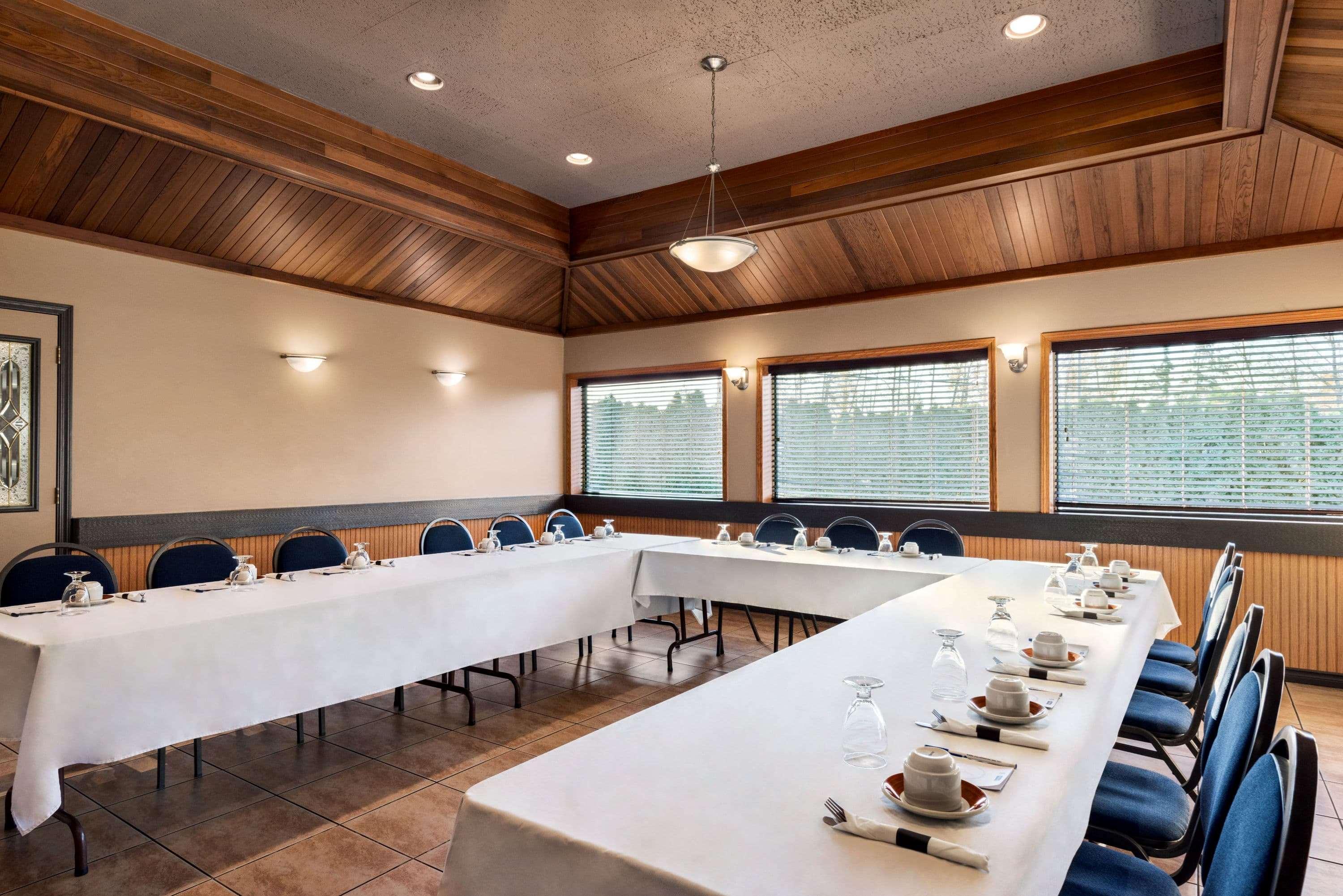 Travelodge By Wyndham Abbotsford Bakerview מראה חיצוני תמונה