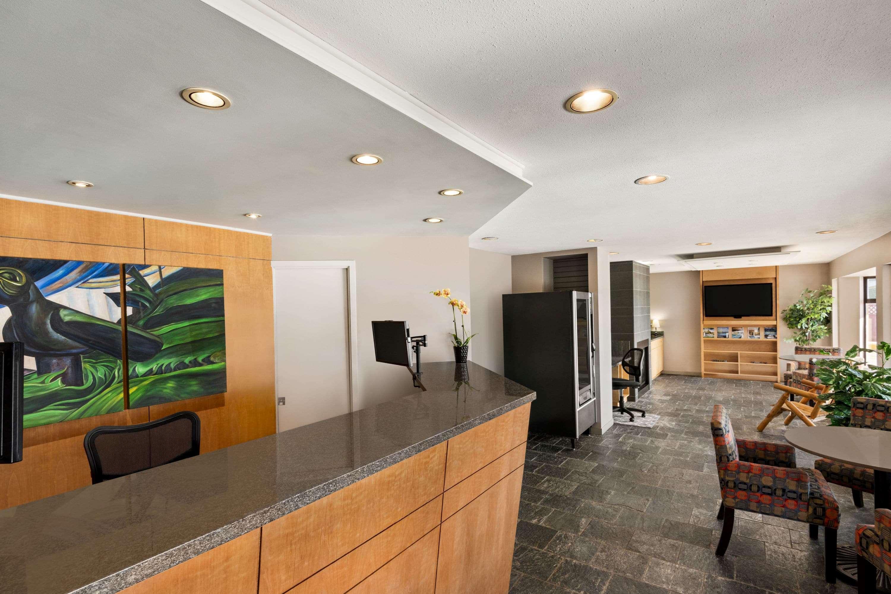 Travelodge By Wyndham Abbotsford Bakerview מראה חיצוני תמונה