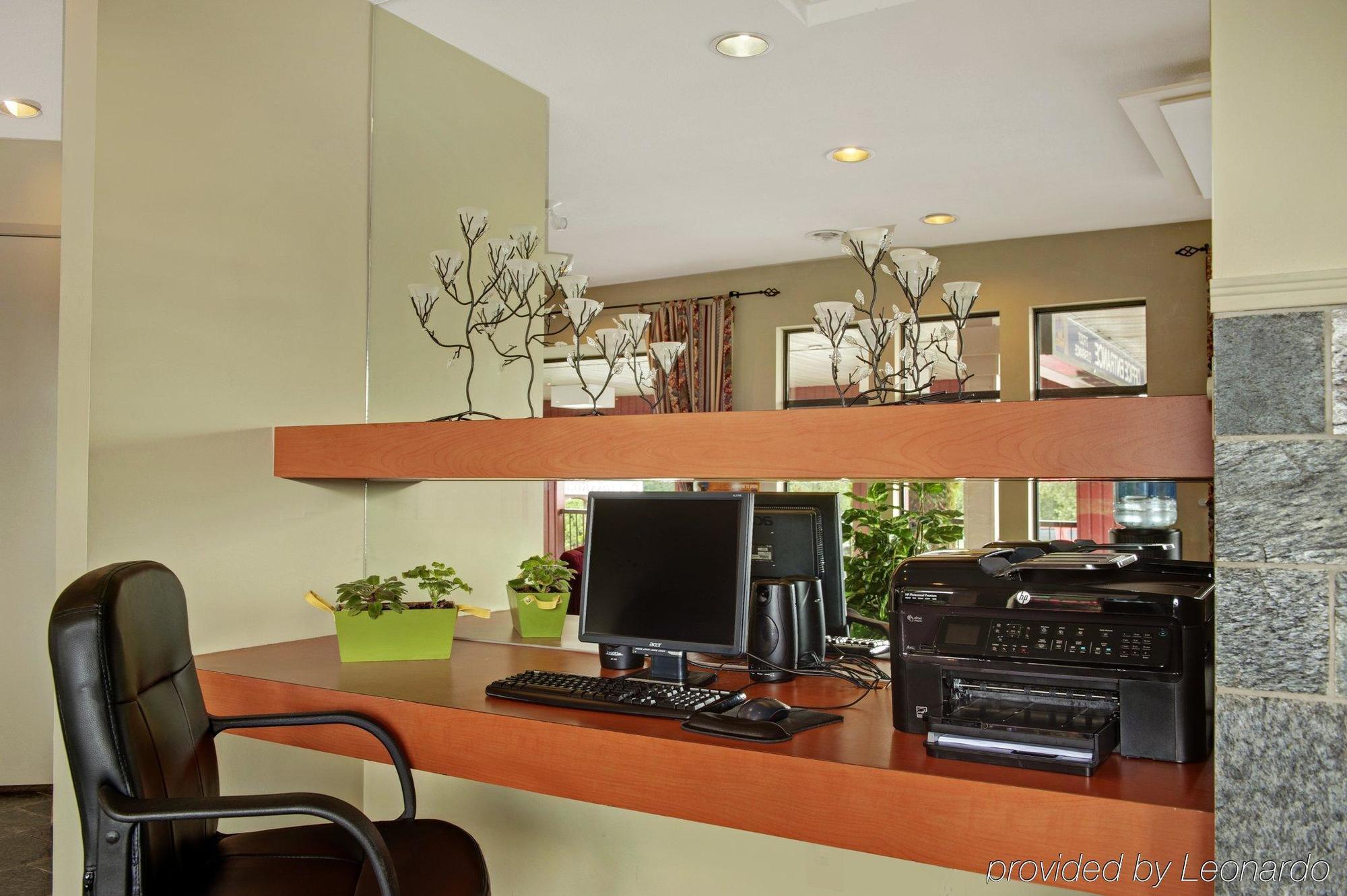Travelodge By Wyndham Abbotsford Bakerview מראה חיצוני תמונה
