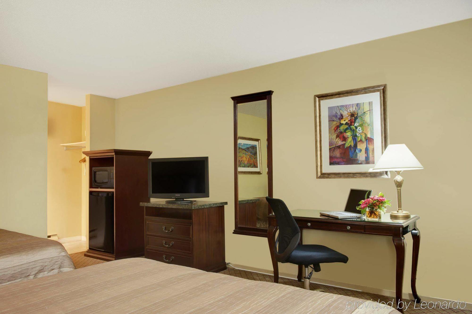 Travelodge By Wyndham Abbotsford Bakerview מראה חיצוני תמונה
