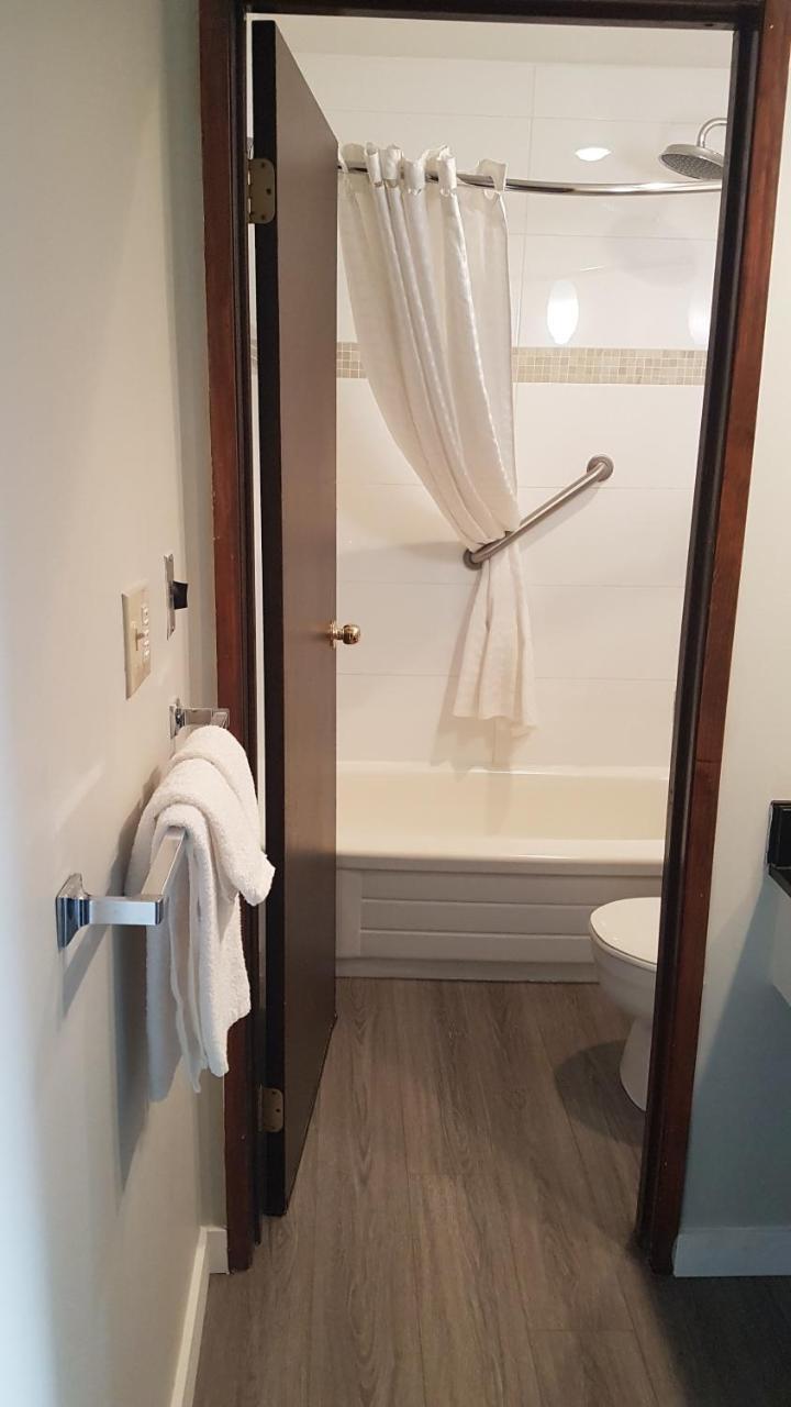 Travelodge By Wyndham Abbotsford Bakerview מראה חיצוני תמונה